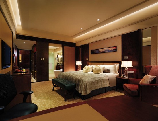 2月12日的下跌是此前波动趋势的延续