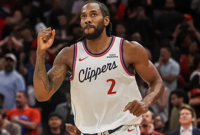 伦纳德45分神迹助快船大胜森林狼 攻防两端统治