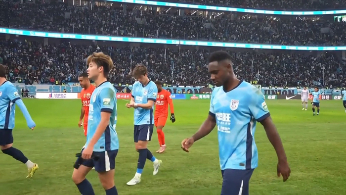 大连英博1-0力克海港 李国旭战术革新助球队重拾