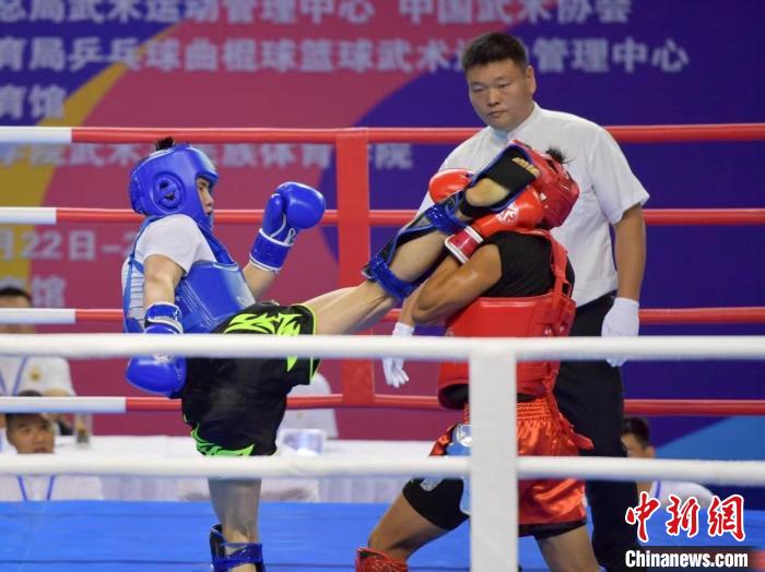 长春赛场再现中国自由搏击高手风采，择优角逐