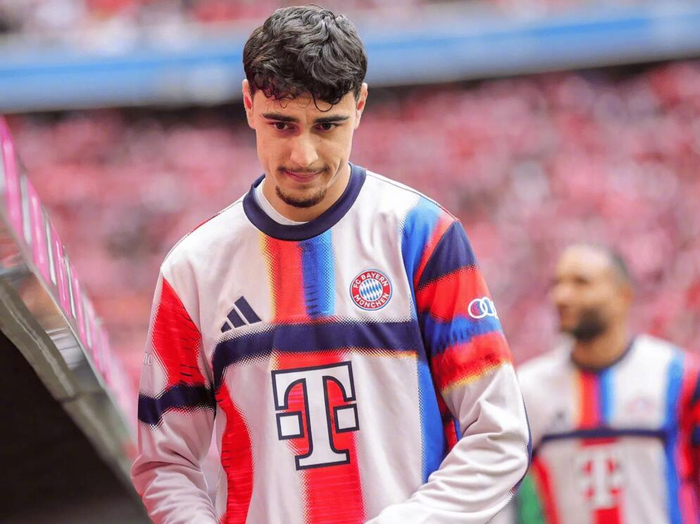 曼城拜仁中场引多方争夺 帕夫洛维奇非卖品遭英